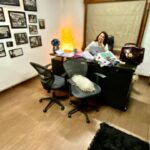 Charmy Kaur Instagram - If my strength intimidates u , I hope u realise thats a weakness of urs 😁 #weekendvibes at #workspace 😍 #PC @puriconnects #iphone11pro #wideshot