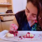 Charmy Kaur Instagram - Feeding the soul 🥰 #best #cheesecake #foodporn