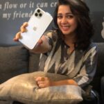 Charmy Kaur Instagram - Yaaaayyyyyyyyy 💋 💃🏼 Loooooooveeee uuuuuu 💕 Thaaaank uuuuuuuuu 😘😘😘 . @apple #iphone11pro #happyme
