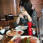 Charmy Kaur Instagram - Happy woman is the prettiest 😁 #sundayfunday #sundaybrunch