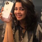 Charmy Kaur Instagram - Yaaaayyyyyyyyy 💋 💃🏼 Loooooooveeee uuuuuu 💕 Thaaaank uuuuuuuuu 😘😘😘 . @apple #iphone11pro #happyme