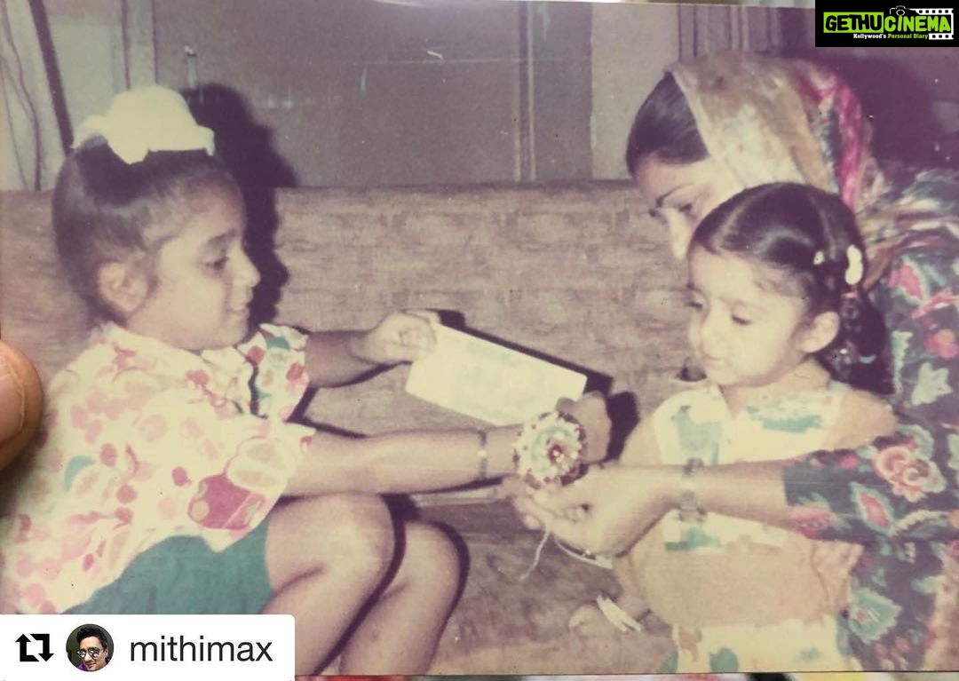 Charmy Kaur Instagram - Oh my god I donβt know wat to say ππππ . #Repost @mithimax with @get_repost γ»γ»γ» Rakhi is all about sis tying Rakhi to brother & brother promising to look after /protecting the sister..in our case itβs the other way round...Uβve stood by me thru my best and my worst....so I shud tie Rakhi to u #happyrakhi @charmmekaur