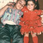 Charmy Kaur Instagram – My bro has the cutest sister 😛
He he he 😁😁😁 @mithimax .
#happyrakshabandhan ☺️
.
PS- top to toe in my fav red 🙈😂