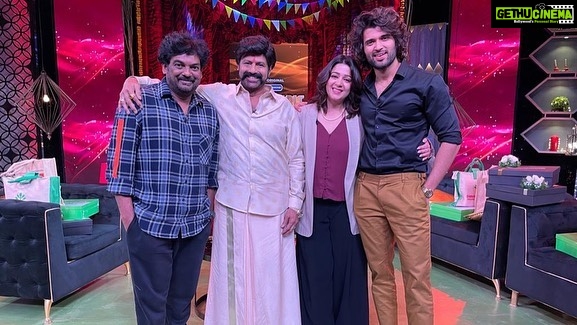Charmy Kaur Instagram - Here it is! Catch our Team #LIGER talk about the movie and much more only on #UnstoppableWithNBK 😀 Streaming now on @ahavideoIN 📺watch.aha.video/UnstoppableSan… #NandamuriBalakrishna🦁 @TheDeverakonda #PuriJagannadh