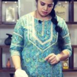 Deepa venkat Instagram - Super nervous while preparing this one, coz I find it a bit tricky. But so happy it turned out well while the camera was rolling 😊😊 Staying confident, but with a slight tinge of nervousness, brings out the best in me. Always👍 Check out the full video on "Spice My Food" channel on YouTube!!! Link in bio:))) Outfit by @naomi.fashions, thanks Keerthana😊😊 #spicemyfood #jfwdigital #jfw #binasujit #paruppupoli #homemadesweets #traditionalfood #delicacies #yummy #lovecooking #mykitchen