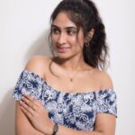 Deepti Sati Instagram – For me, accessories create and define a women’s personal style !  Showcasing my unique style from DW with the all new Quadro 😇

Love what you see? Check out the whole collection launched by @danielwellington. 
You can also use my code DEEPTIDW15 to get a 15% off at checkout!
Shot by @adityab.photography
Hair by @anita_matkar 
.
.
#danielwellington #DWincolor #ad