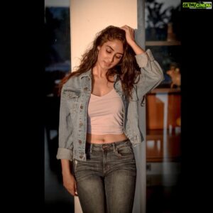 Deepti Sati Instagram - ☀️
.
.
.
Captured by @frownicles 🤓