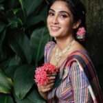 Deepti Sati Instagram - Happy guddi padwa 🌼 Happy Ugadi🌼 Happy vishu🌼 Happy baisakhi🌼 Happy navratri 🌼Happy Ramazan 🌼 Happy bihu🌼 Happy cheti Chand 🌼Happy pohela boishakh🌼 Basically just be Happy 😃 #happiness #festivities #lovetoall #blessingstoall