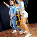 Deepti Sati Instagram - Wishing u all a very Happy Easter 🐣 Reeling it and feeling it this Easter with vroom vroom 😋😋😋 and @neeravbavlecha 😛 #vroomvroom #happyeaster #happysunday #latebutnottoolate #trending #feelitreelit #reels #reelsinstagram #fun #love #dance
