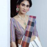 Deepti Sati Instagram - Flora & patterns 🌺 . . . Styled by : @styyledbyjoe @joe_elize_joy Photographer : @ashique_hassan MUAH : @pallavidevika Outfit : @anju_j_o_s_e Jewellery : @mdiamonds_boutique Location : @tridentcochin Shoot coordination : @deejastalin