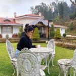 Deepti Sati Instagram - When I needed some peace and quiet and to be around nature @vistarooms came to my rescue! Here’s one for everyone who’s looking for the perfect weekend getaway The beautiful and quaint Greenwood bungalow in Ooty was just the space I was looking for The cold weather and ooh-tea😬😬!! Much needed break! The care taker at the stay made me feel like being at home away from home ! What more can I ask for ... Also a Special 10 % discount code for all you lovelies - DEEPTI10 . . #vistarooms #ooty #nature #naturegirl #greenary #happy #goodvibes #peace #traveldairies Greenwood Bungalow