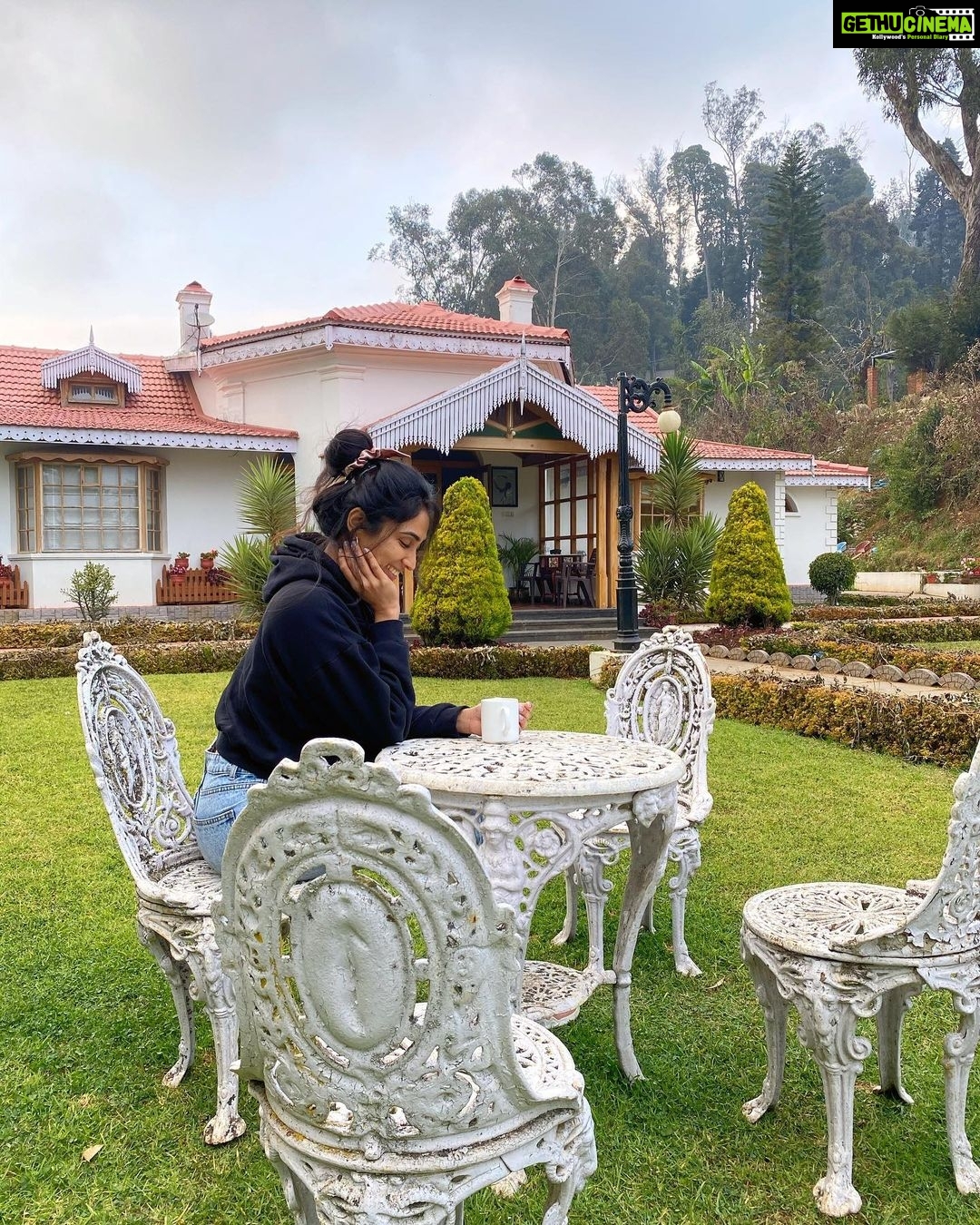 Deepti Sati Instagram - When I needed some peace and quiet and to be around nature @vistarooms came to my rescue! Here’s one for everyone who’s looking for the perfect weekend getaway The beautiful and quaint Greenwood bungalow in Ooty was just the space I was looking for The cold weather and ooh-tea😬😬!! Much needed break! The care taker at the stay made me feel like being at home away from home ! What more can I ask for ... Also a Special 10 % discount code for all you lovelies - DEEPTI10 . . #vistarooms #ooty #nature #naturegirl #greenary #happy #goodvibes #peace #traveldairies Greenwood Bungalow
