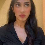 Deepti Sati Instagram - Trying to be cool butttttt🤷‍♀️ Happens u knoooo 😛😬 But I don’t like him !! Period !! 🤣 #reels #just #feelingsarentfacts #funnyvideos #comedy