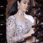 Deepti Sati Instagram - 🥰 Bridal Saree -@jeunemaree Jewellery-@ttdevassy Photography-@rejibhaskar_ Videogaraphy-@nostalgiaevents.in D.O.P-@dop_bobby MUA -@makeupandhairbysagallya Stylist-@dhanya_jerry Decor- @ideator.events