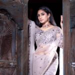 Deepti Sati Instagram - Opening doors to newer energies 🌺 Bridal outfit -@jeunemaree Jewellery-@ttdevassy Photography-@rejibhaskar_ Videogaraphy-@nostalgiaevents.in D.O.P-@dop_bobby MUA -@makeupandhairbysagallya Stylist-@dhanya_jerry Decor- @ideator.events