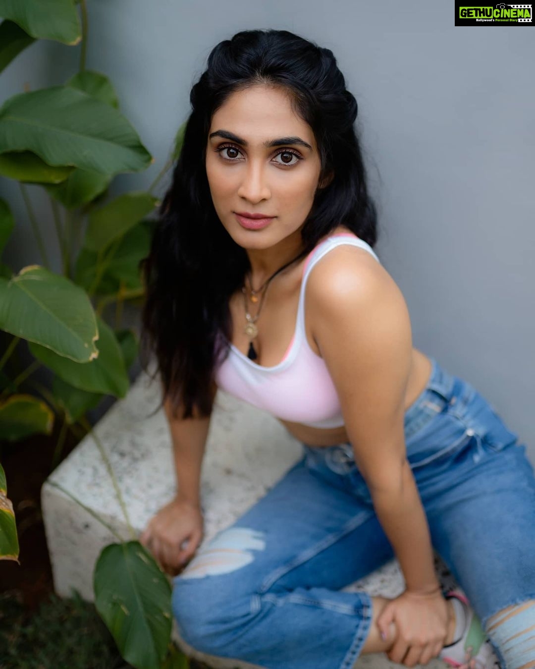 Deepti Sati Instagram - Clicked by : @sathyan_rajan Location : @tripislife Creative Director : @milanmaliackal MUA: @rizwan_themakeupboy Line Producer: @mithzmathew Fashion tape: @adhs_98 Cliff Stories