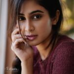 Deepti Sati Instagram – 💜 close up 💜 
Clicked by @rahulmsathyan 
.
.
.
#closeup #shooting #onshoot #tb