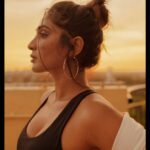 Deepti Sati Instagram - Dekhein hai pyaare sapne maine, Karne hai jo apne mujhe , Datte rehna hai ab kiya promise maine , Ab bas aage baddtein jaana maine!! - by urs truly Kaise laga?? Pls bata do Captured by @albert_will.i.am