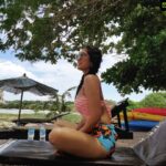 Deepti Sati Instagram - Miss that opportunity and freewill that makes me fly Miss the sand and water that makes me sigh ☺️ Miss that moon light and it's entrancing vibe !!! 🌕 I just miss get-away time ! . . . . #throwback #beachvibes #happychild #nightandday