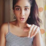 Deepti Sati Instagram - Lockdown Ke vaaaaaataaavarannnn Mein Kaunsa vibe hai ?! 🤔 #aedilhaimushkil #vibe #lisahaydon #funny #dailogue
