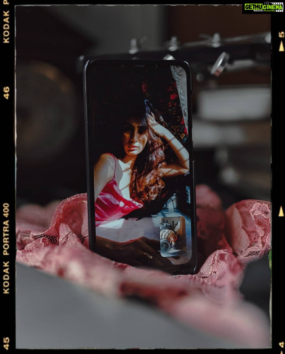 Deepti Sati Instagram - So @albert_will.i.am had an idea to create something while being on lockdown and I was totally up for it ..like .. why not😁🤷 At first, the idea seemed simple when it was discussed butttttttt it wasn't Be it the lighting difference from both sides, the directions, network issues, placement of props, backdrop on my end and his.. pheww.. Not a two man job, that's for sure.. but the end result is worth it .. feels satisfying that we took the time and made the effort and created ! So thanks @albert_will.i.am More coming up in the next posts 🥰 Inspiration from @alessioalbi #stayhome #staysafe #create #quarantineart #quarantineshoot #quarantinethings #alessioalbi #deeptisati #isolationcreation #mumbai #kerala #creativedirection #createdonthate #isolation #reachingout #videocall #sombrebeings #virtualshoot #summer #magazine35mm #socialdistance #socialdiatancing