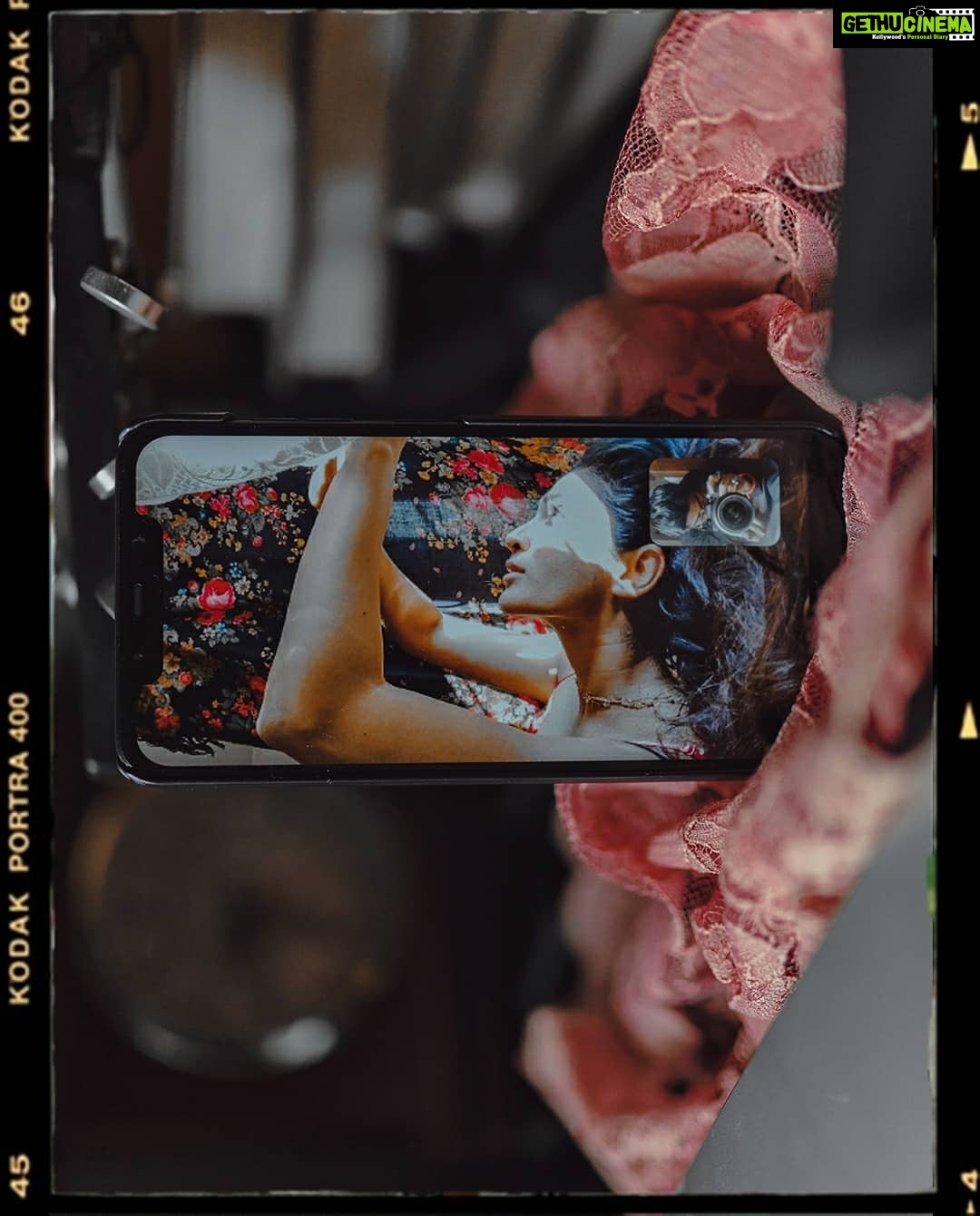 Deepti Sati Instagram - So @albert_will.i.am had an idea to create something while being on lockdown and I was totally up for it ..like .. why not😁🤷 At first, the idea seemed simple when it was discussed butttttttt it wasn't Be it the lighting difference from both sides, the directions, network issues, placement of props, backdrop on my end and his.. pheww.. Not a two man job, that's for sure.. but the end result is worth it .. feels satisfying that we took the time and made the effort and created ! So thanks @albert_will.i.am More coming up in the next posts 🥰 Inspiration from @alessioalbi #stayhome #staysafe #create #quarantineart #quarantineshoot #quarantinethings #alessioalbi #deeptisati #isolationcreation #mumbai #kerala #creativedirection #createdonthate #isolation #reachingout #videocall #sombrebeings #virtualshoot #summer #magazine35mm #socialdistance #socialdiatancing