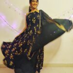 Deepti Sati Instagram - I know Diwali is over but still one last throwback ...😀🪔 #festiveseason #tb #diwalitime #twirls #feltlikeposting