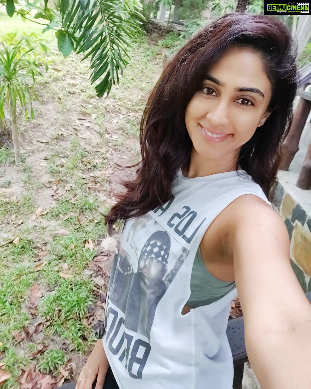 Deepti Sati Instagram - ☺️all smiles 😊 Wonderland Healing Center
