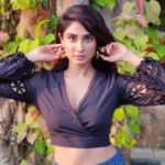 Deepti Sati Instagram – Let the shopping excitement continue with the SHEIN Cyber Monday Sale (2nd-3rd Dec! ) 
Explore all the styles you’ve been eyeing at Up To 90% Off! 😁😁😁😁
Grab the  black crop top blouse now….
Use my Discount code “BF191835” to get extra 10% off entire site or SHEIN APP. 
Coupon code valid till 31st Dec
#SHEINCyberMonday @sheinofficial
#shein #sheinofficial #sale #shopnow Mumbai, Maharashtra