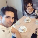 Devshi Khandur Instagram - A sweet friendship refreshes the soul @realkaranmehra thanks for treating me my fav hot chocolate ☕ on my birthday🎂 . Cheers to the sweet calories bud #karanmehra #devshikhanduri #friends #birthday #celebration #yeinrishtakyakehlatahai #actor #actorslife #friendshipquotes #friendshipgoals #hotchocolate #sweettooth