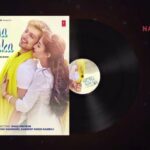 Devshi Khandur Instagram – Movie – Dil jo na keh saka 
Lyrics – Devshi Khanduri
Music – Pritesh Mehta and shail
Singer – Ryan Victor and Aditi paul
Song- Naadaniyaan kar jaati hain aksar khari pareshaaniyaan ( Lyrics )
Naadaniyaan, kar jaati hain, aksar kharhi pareshaaniyaan
Josh sang, rakh hosh bhi, khud se na kar tu beyimaaniyaan
Jawan hone ke naate, bataani hain kuch baatein
Fisal naa jaana iss umar mein aake
Junoon ki hai rawani, fitoori hai shaitaani
Dhuein mein na udaana yeh jawaaniyaan
 Naadaniyaan, kar jaati hain, aksar kharhi pareshaaniyaan
Josh sang, rakh hosh bhi, khud se na kar tu beyimaaniyaan
Ooooo, ooooo,Ooooo Oooooo

Lagta hai hum toh gaye, kahin ke hum na rahe
Pyar mein hum toh par gaye kaise
Ek haath se taali kar lee, dil ne ghulaami kar lee
Usko magar hum kahen kaise
Tum bolo naa bolo dikhti hai chemistry, sab ne notice kiya
Tere mere baare mein gossip, hai baaton ka topic
Kuch toh hai chal raha
Naadaniyaan, kar jaati hain, aksar kharhi pareshaaniyaan
Josh sang, rakh hosh bhi, khud se na kar tu beyimaaniyaan

Dil mera mujh se lare, teri waqaalat kare, tujhko hi dhoonde aate jaate,
Dil ye begaana hua, Ishq bahaana hua
Tere siva na koi baatein
Teri meri jodi jamti hai, apni toh banti hai,
Karoongi teri qadar
Choice bhi apni matching hai, ki God ne setting hai, we are made for each other

Naadaniyaan, kar jaati hain, aksar kharhi pareshaaniyaan
Josh sang, rakh hosh bhi, khud se na kar tu beyimaaniyaan
Jawan hone ke naate, bataani hain kuch baatein
Fisal naa jaana iss umar mein aake
Junoon ki hai rawani, fitoori hai shaitaani
Dhuein mein na udaana yeh jawaaniyaan
 Naadaniyaan, kar jaati hain, aksar kharhi pareshaaniyaan
Josh sang, rakh hosh bhi, khud se na kar tu beyimaaniyaan

#song #tseries #latestrelease #romantic #love #youth #message #nadaniya #devshikhanduri #himanshukohli #priteshmehta #music #lyricist #actor #beats #latest