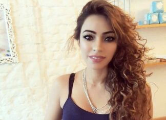 Devshi Khandur Instagram - Happy birthday to me 🎂. Love you devshi khanduri #birthdaygirl #itsmybirthday #happybirthdaytome #devshikhanduri #actress #wishes