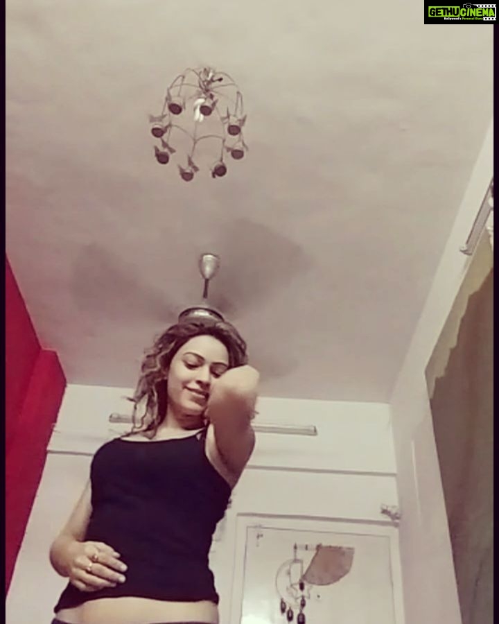 Devshi Khandur Instagram - #dance #justforfun #bellydance #workout #arabic #fit #goals