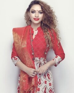 Devshi Khandur Instagram - 