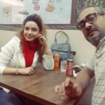 Devshi Khandur Instagram – Met old friend after long time 
#abhinavkashyap #devshikhanduri #friends #metafterlongtime #actress #bollywood #fashion #style #redscarf #goodvibes #happy #director #chitchat #dabang #selfie #instagood