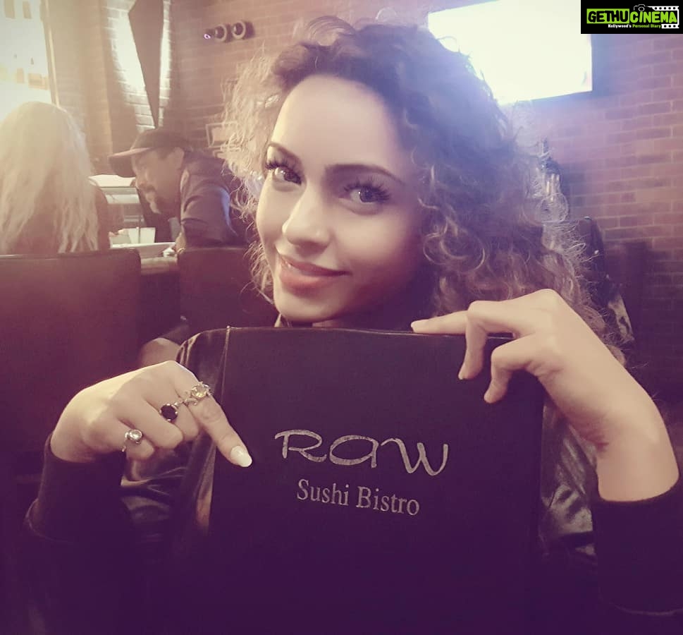 Devshi Khandur Instagram - Amazing sushi 👌. #sushi #sushibistro #foodgasm #americastory #traveldiary #unitedestates #california #devshikhanduri #actress #lifestyle #fashion #luxary #girlwhotravels Raw Sushi Bistro Modesto