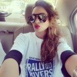 Devshi Khandur Instagram – #saverivers #rallyforrivers #campaign #goodcause #nadiyaan #songcomingsoon #devshikhanduri #actress #lyricist  #sachingupta #musicdirector #sadguru #rituraj #singer #avaniejoshi #goodvibes #letsstandtogether #motivation #riverislifeline #support #givemissedcall #8000980009 #mission Marine Drive Mumbai