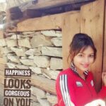 Devshi Khandur Instagram - Happiness looks gorgeous on you so keep smiling 😊. #happy #quotes #raw #smile #selflove #spritualgangster #gorgeousgirl #beautifuldestinations #travel #view #greenary #nature #devshikhanduri #village #innerbliss #peace #goodvibes #wall #wonderful #gypsy #connect #travelguide #travelgirl #beautifulworld #wheretofindme #travelinbetween #darlingescape #girlwhotravels #travelgram #traveldiary Himachal Pradesh