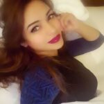 Devshi Khandur Instagram – @devshikhanduri #bed #comfort #relaxation #dream #bedtimestories #pillow #blanket #mewithmyself #nightbeforeevent #srilanka #colombo #tomnewday #eventdiary #bollywoodactress #eventsandshows #fun #fabina #famous #follow Colombo, Sri Lanka