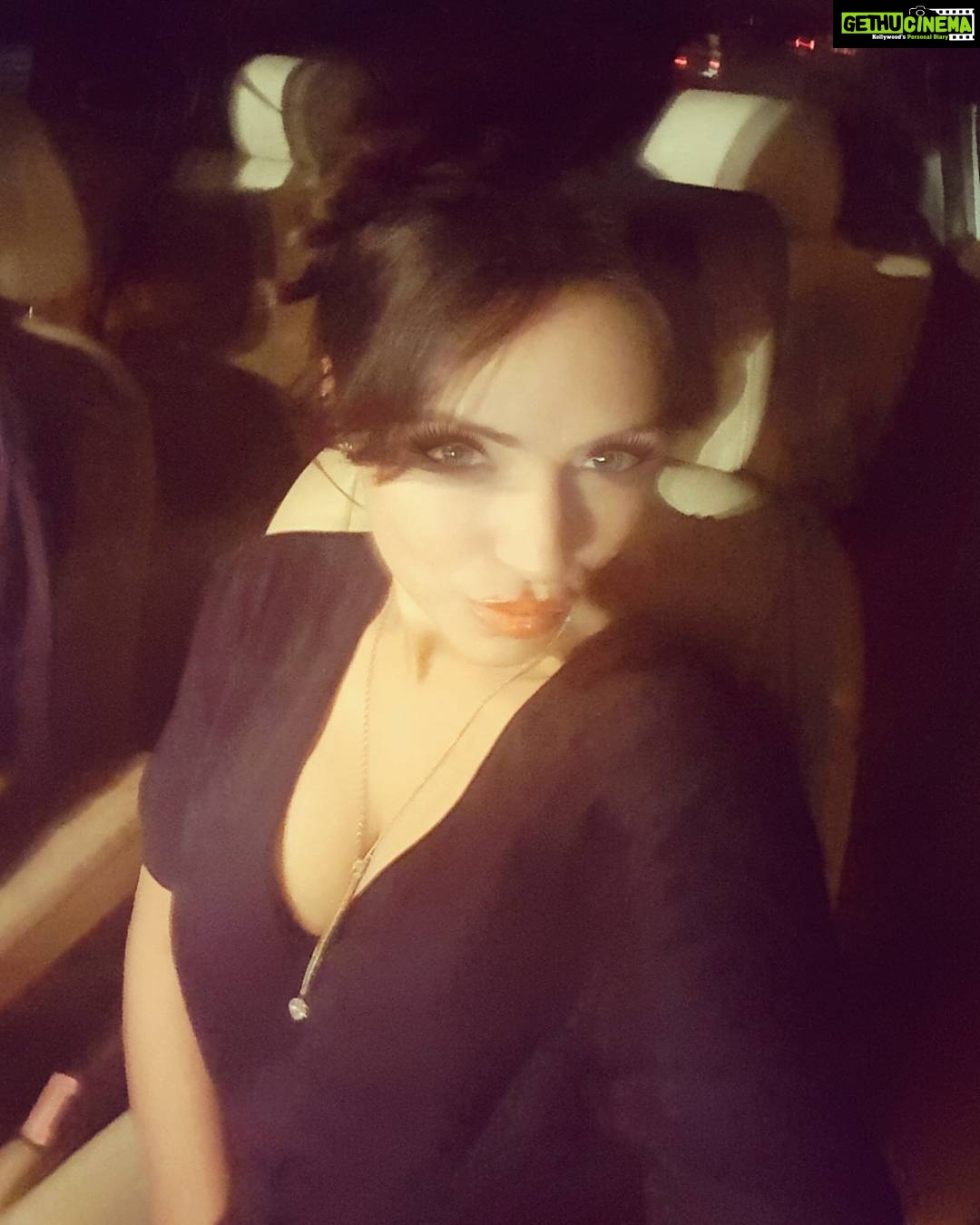 Devshi Khandur Instagram - #devshikhanduri #latenight #drive #bestlife #livelife #selflove #car #nightout #crazypeople #mad #black #sëxygïrl #pout💋 #fashion #stylechallenge #fun #famous #follow