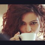 Devshi Khandur Instagram - @devshikhanduri #brugold #add #kitchen #coffee #hot #laughter #shyandsexy #messyhair # #anythingcanhappenoveracofee #cofeearoma #cofeewithdevshi #ilikeithot #sexykuri #happinessbeginswithit #khushiyashuru #cofeelover #meetoveracofee #cofeedate #hotandhappening #bollywoodlatest #bollywoodmasala #bollywoodhungama #fun #follow #famous