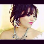 Devshi Khandur Instagram - @devshikhanduri #frommysingle #kissme👄 #crescendomusiclabel #heavenlyworld #princess #hulk #furry #blue #jacket #jewellery #fromspain #zara #hottestvideo #popstar #dubbstep #itshot #fashionista #fabina #famous #follow