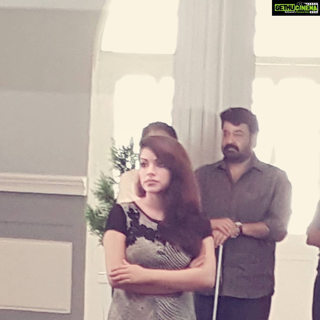 Devshi Khandur Instagram - @devshikhanduri #mohanlalstarer #8thsept #releasingon8th #PadmaShri #Lieutenantcolonel #oppammoviestill #directorpriydarshan #oppam #mohanlalfansclub #malyalamsuperstar #malayalamcinema #feelinglucky #workingwithlegends #kerala #godsowncountry #shootisfun #devshikhanduriupcoming #devshikhandurilatest #indianactress #simpleisbeautyful #thankyougod #filmygyan #fun #follow Kerala -GOD's Own Country