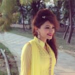 Devshi Khandur Instagram – #Devshikhanduri  #shoot #movie  #love #song #Lucknow  #Kheltohabshuruhoga