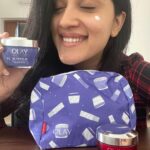Dhanya Balakrishna Instagram – I’m  absolutely loving these cute gift packs by @olayindia & guess what? They are perfect for your Am & Pm Regimen 🤍

The red pouch consists of Olay Regenerist Micro-sculpting Cream – this one is a cult favourite as it has the goodness of Hyaluronic acid & keeps the skin firm all day. And the Retinol 24 Serum is to be used at night as it has Retinol which helps you achieve plump & glowy skin the next morning! It’s basically beauty sleep in a bottle 🥰

The purple pouch consists of my 2 favourite moisturisers. In the day I apply the Olay Collagen Peptide 24 Moisturiser which has collagen & niacinamide and keeps the skin plump, glowy and bouncy – looking all day long. The Retinol 24 Moisturiser provides overnight hydration and is perfect for your nighttime skincare routine 🙌🏻

You can also gift these to your loved one, use code: OLAYUC30 to get 30% off 🎉

#Ad #UnwindWithOlay #Skincare #YouGoGirlGiftPack #AroundTheClockSkincareGiftPack @olayindia