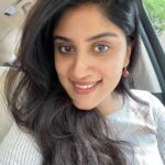 Dhanya Balakrishna Instagram - Weekend vibe check ❤️❤️ #vibe #actress #cinema #saturday