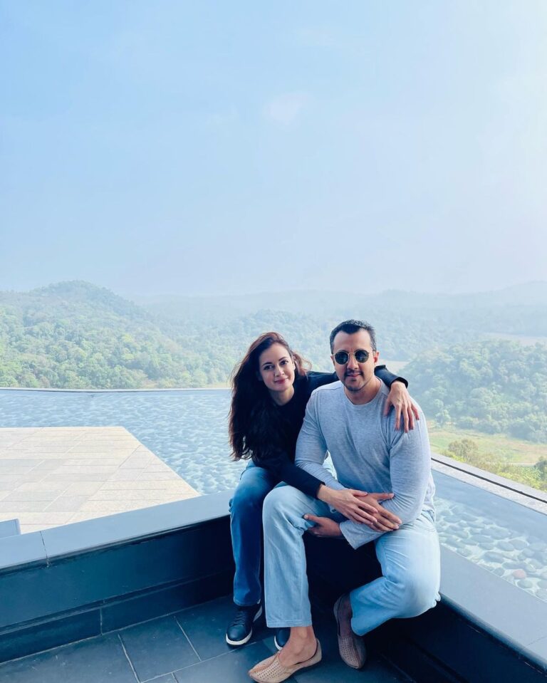 Dia Mirza Instagram - Monday musing about this most beautiful time spent at #Coorg 🦋🌏♾💜 @tajmadikeriresort thank you for making it such a memorable time! #SunsetKeDiVane Coorg Karnataka