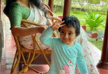 Divya Padmini Instagram - My baby💙💚 📸:@ratheesh_balakrishnan_poduval #momndaughtertime #momlife #mom #baby #candid #pic #cat #catstagram #cgh #coconutlagoon# Coconut Lagoon, CGH Earth