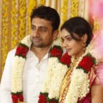 Divya Padmini Instagram - NOVEMBER 14, 2011🤗 HAPPY ANNIVERSARY DEAR HUSBAND @ratheesh_balakrishnan_poduval