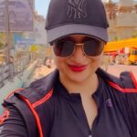 Divyanka Tripathi Instagram - Construction Construction Everywhere!🤯 Walk for mental health more than physical. #CityUnderConstruction #MakingTrendRelevant #trending #Mumbai Mumbai, Maharashtra